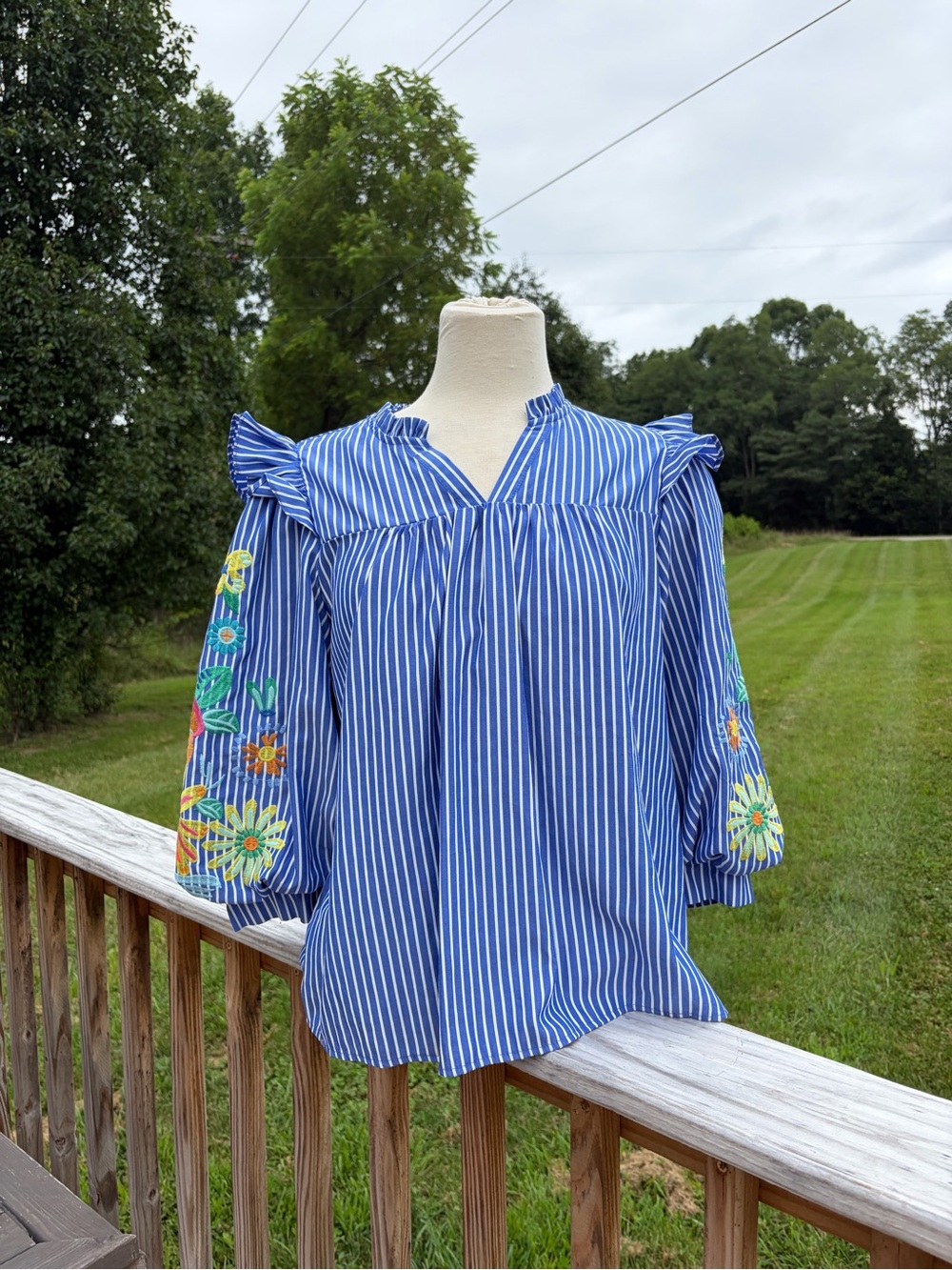 JODIFL Embroidered Blue Striped Top with Floral Accents Boho Hippie Size Medium